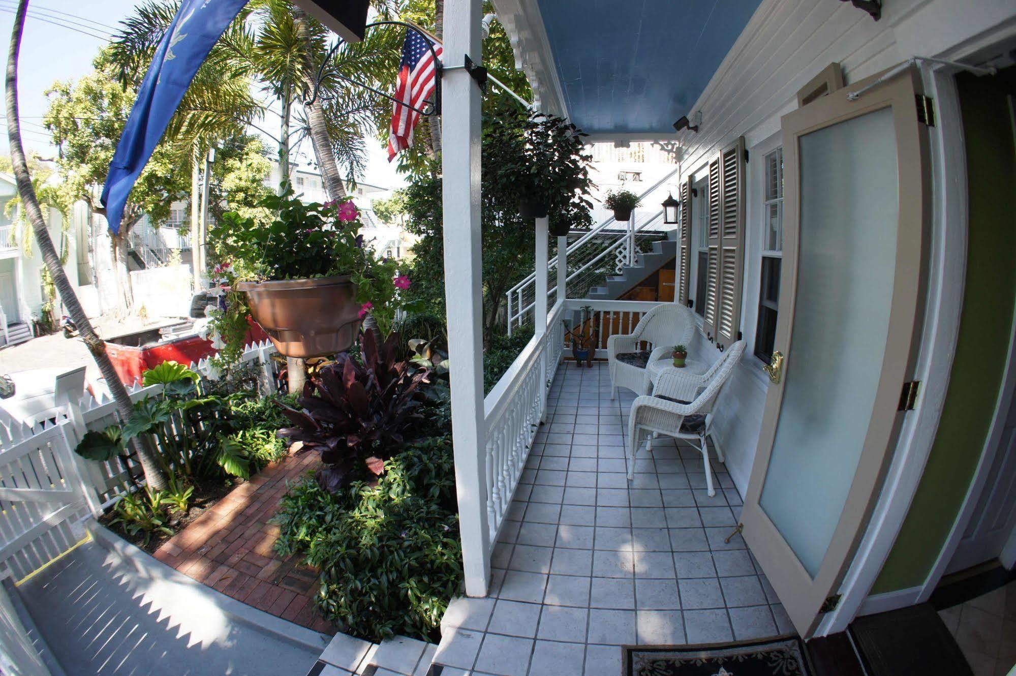 Seascape Tropical Inn (Adults Only) Key West Exterior photo
